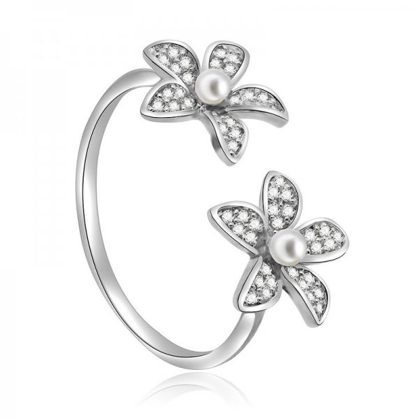 Pretty Double Daisy Flower Ring With Pearl